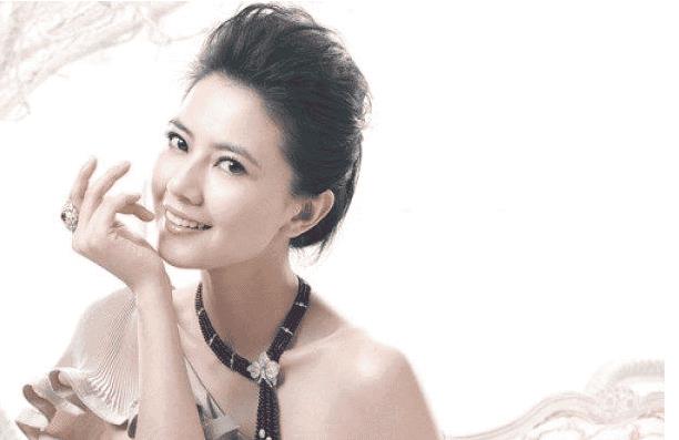 天生凤凰命的三大星座女(天生凤凰命的四大星座女)