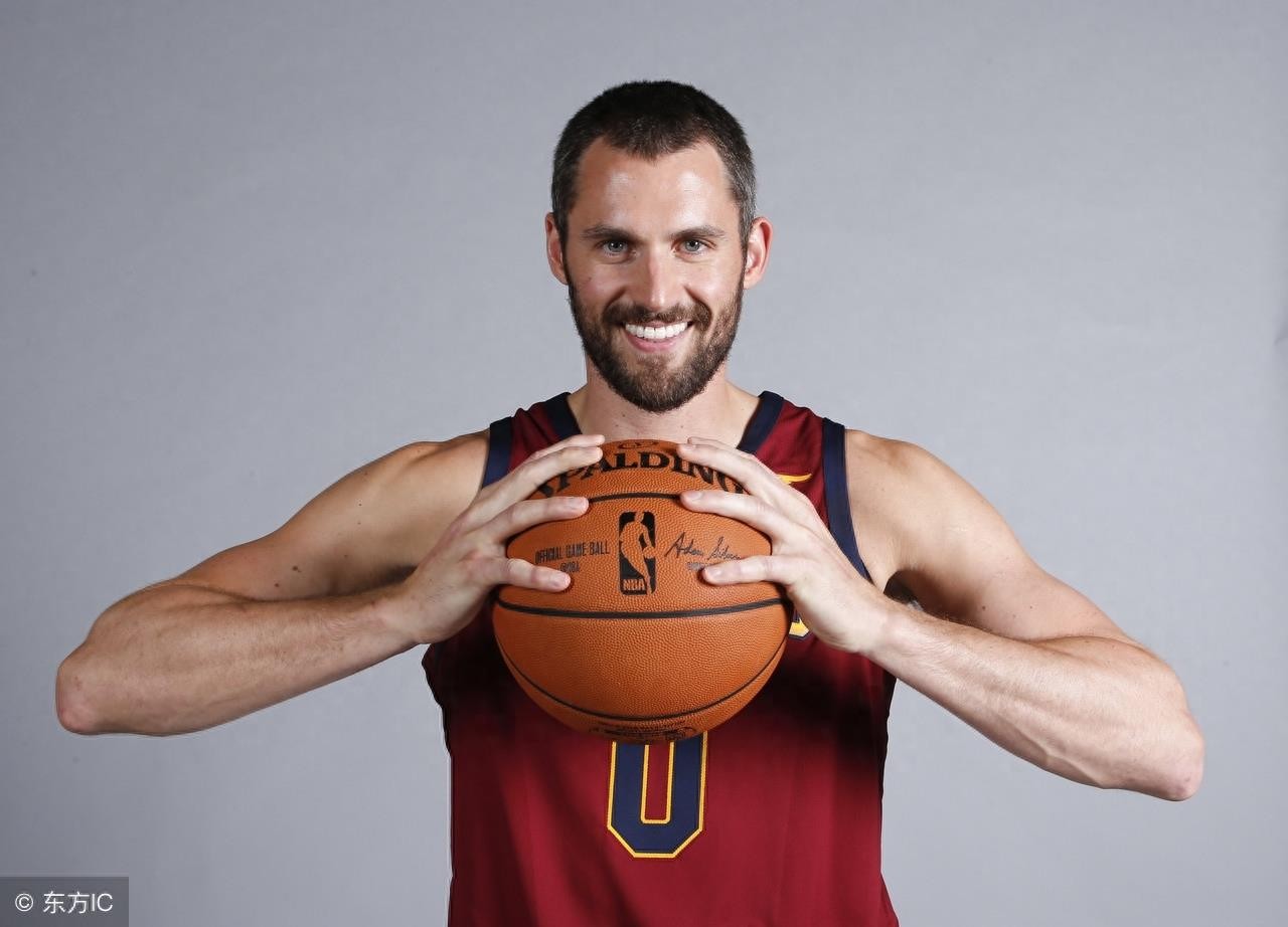 凯文·乐福(Kevin Love)