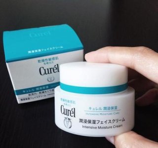 ​脸上的红血丝怎样去除(去脸上的红血丝的方法)