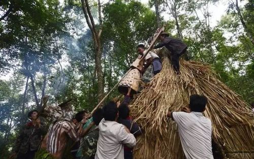 景颇族的生活风俗