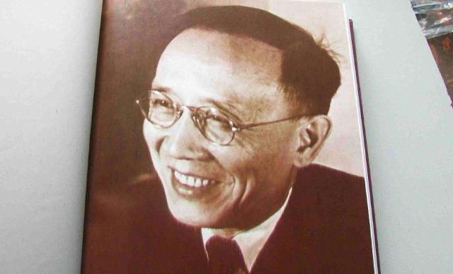 郭沫若其人真实评价：怎样评价郭沫若