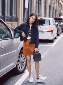 ​论时尚 不得不服成都的街头美女 高颜值 大长腿 皮肤白皙