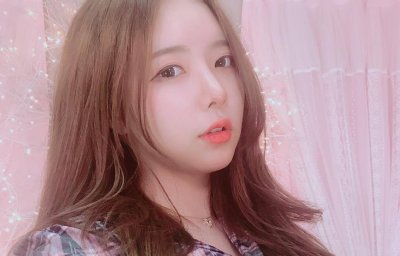 ​女孩子怎么哄她开心？哄女孩开心的套路来了！