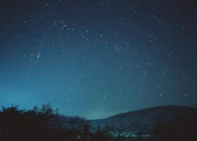 ​星星不是发光体