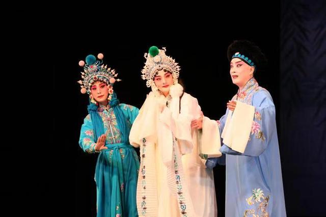 京剧程派张火丁白蛇传（张火丁弟子李林晓将举办专场）(1)