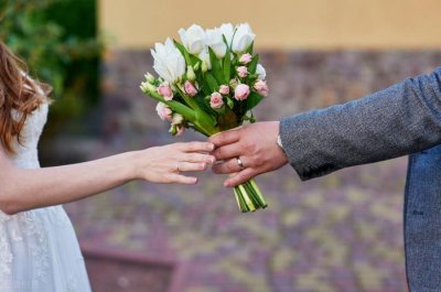 ​女生想生孩子是什么心理（不想结婚只想生孩子）