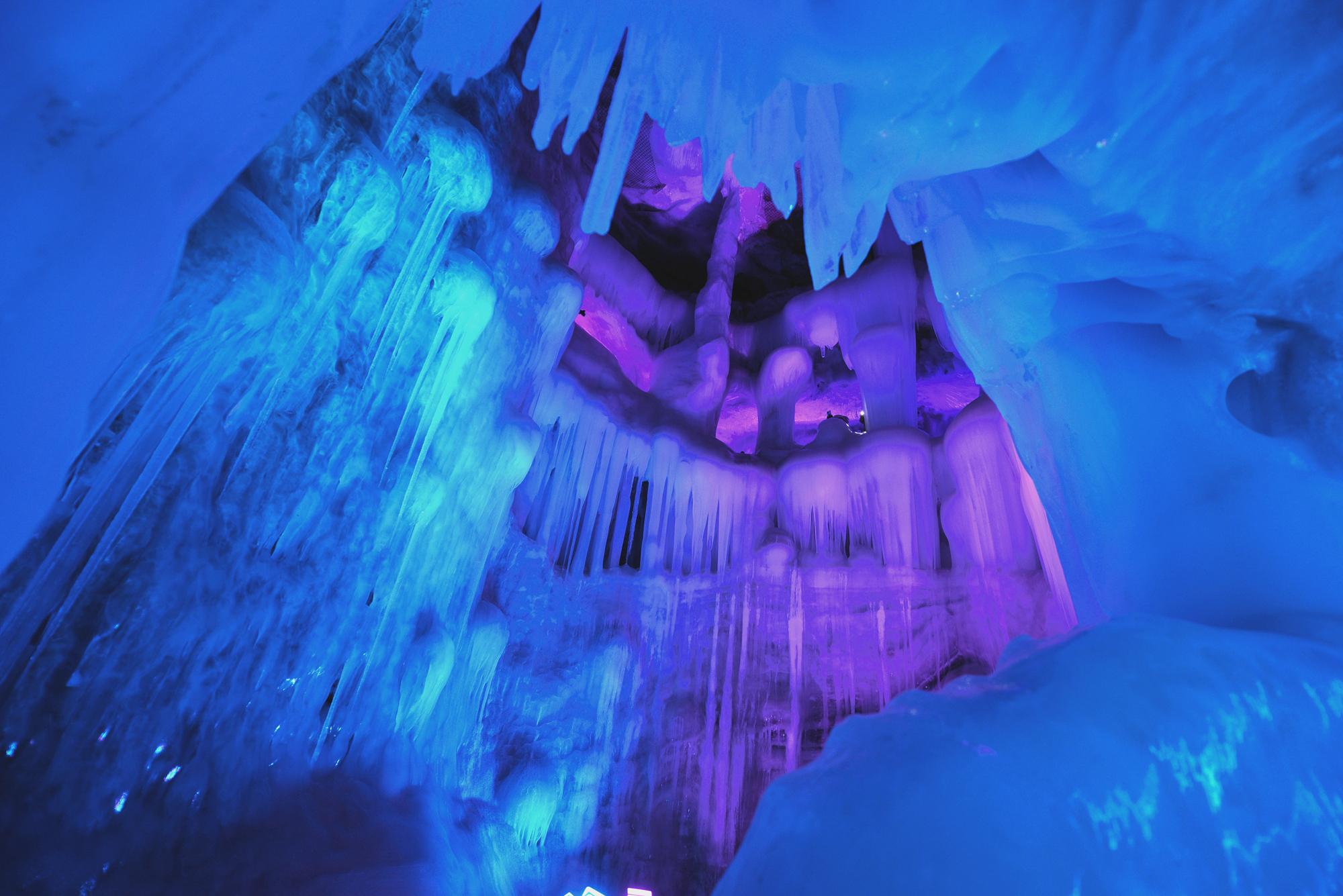 西藏发现165米超大型冰洞(巨型冰洞是如何形成的)