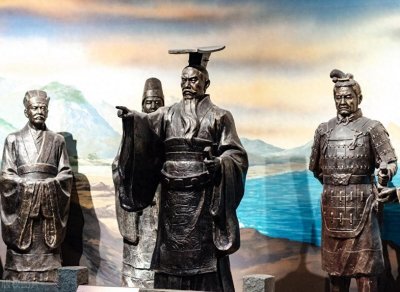 ​秦武王嬴荡为何选择举鼎？