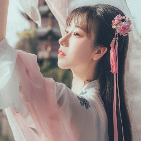 美到心碎的古风图片女2018最新 倾我一世繁华陪你看尽盛世烟火