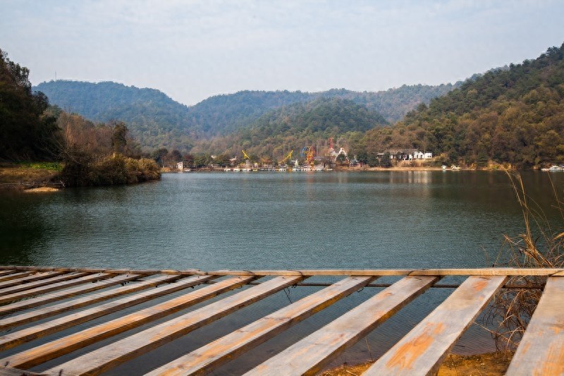 石燕湖，湖南省首家野生动物园，长沙人最受欢迎的十佳旅游景区