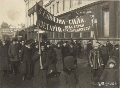 ​浅析俄国革命：原因、特点、发展和后果