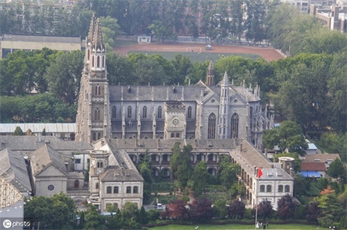 中国三大著名教堂之一,天主教济南洪家楼教堂