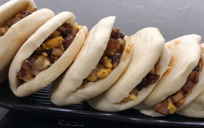 ​地方特色小吃肉夹馍，教你在家做，饼香肉烂，饱腹抗饿又好吃