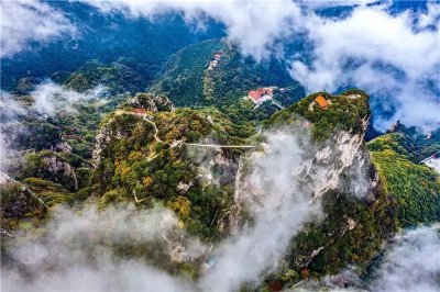 ​五老峰是哪里的著名景点（五老峰是哪里的名胜）