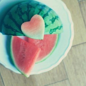 ​描写春天太阳的句子或者文章 形容春天的太阳温暖的句子