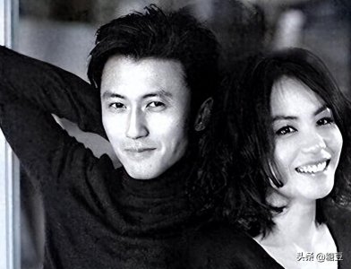 ​今年55岁的王菲被谢霆锋深爱这么多年，其实背后真相俗套又露骨